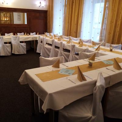 Spolecenska Vecere Vernisaz